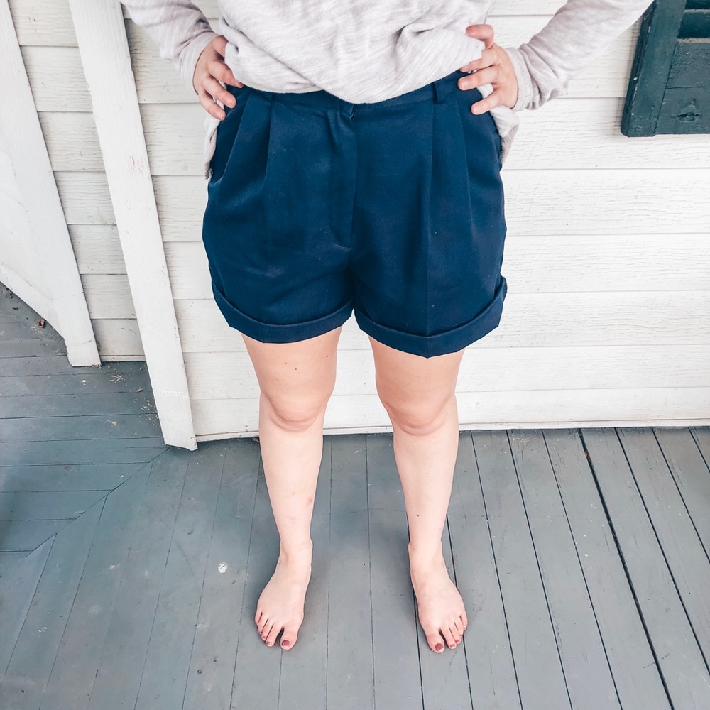 Vintage Pleated Navy Shorts